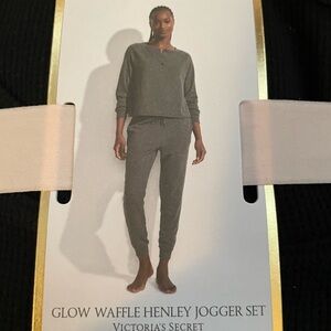 Victoria's Secret Glow Waffle
Henley Jogger Set Pajamas;NWT; Medium; Black